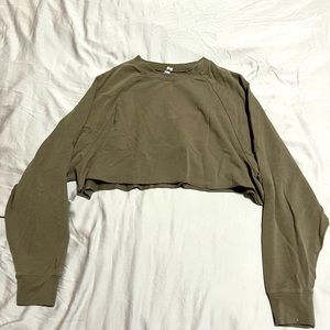 Alo yoga cropped pullover
